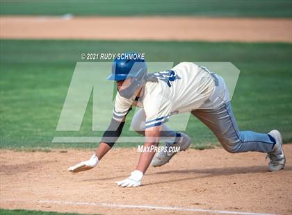 Thumbnail 3 in Del Norte @ Poway photogallery.