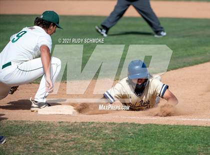 Thumbnail 3 in Del Norte @ Poway photogallery.