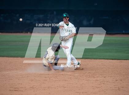 Thumbnail 2 in Del Norte @ Poway photogallery.