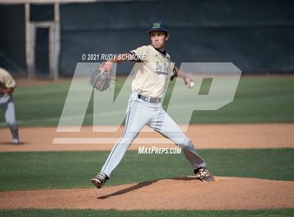 Thumbnail 2 in Del Norte @ Poway photogallery.