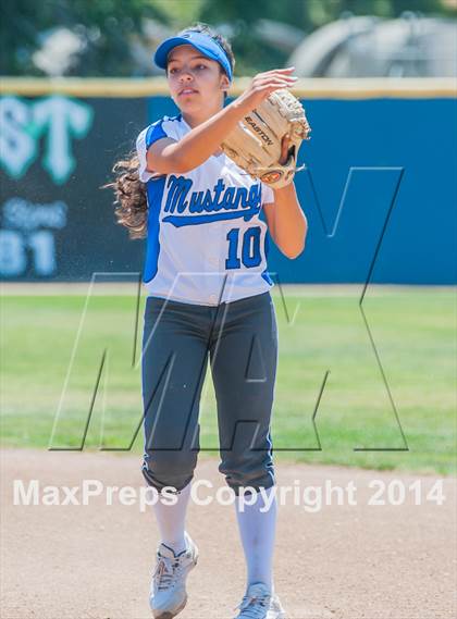 Thumbnail 3 in Archbishop Mitty vs. Pioneer (CIF CCS D2 Final) photogallery.
