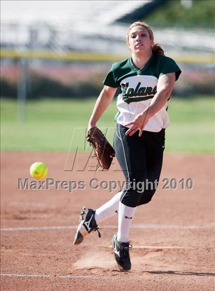 Thumbnail 1 in Upland @ Los Osos photogallery.