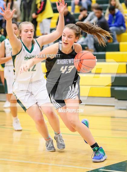 Thumbnail 2 in Shorewood @ Shorecrest photogallery.