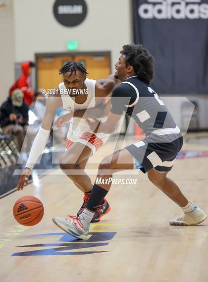 Thumbnail 3 in The Burlington School vs Southern California Academy (Holiday Hoopsgiving Tournament) photogallery.