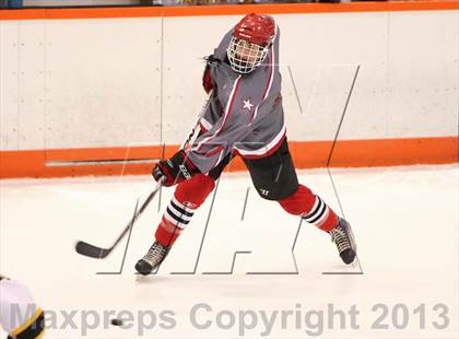 Thumbnail 2 in McQuaid Jesuit vs. Penfield (Section 5 Class A Final) photogallery.