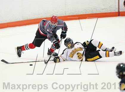 Thumbnail 3 in McQuaid Jesuit vs. Penfield (Section 5 Class A Final) photogallery.