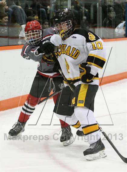Thumbnail 2 in McQuaid Jesuit vs. Penfield (Section 5 Class A Final) photogallery.