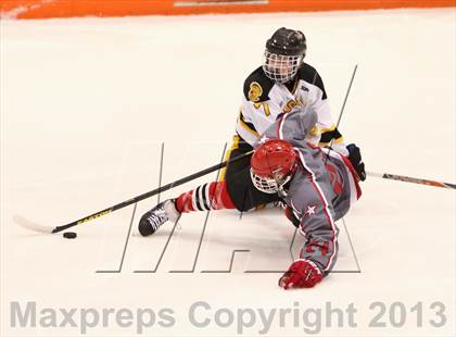 Thumbnail 1 in McQuaid Jesuit vs. Penfield (Section 5 Class A Final) photogallery.