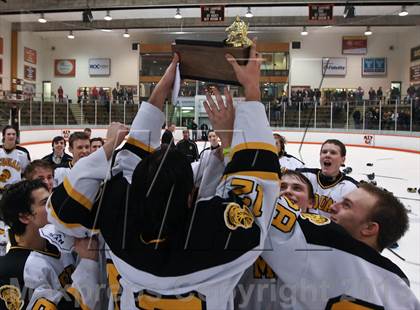 Thumbnail 3 in McQuaid Jesuit vs. Penfield (Section 5 Class A Final) photogallery.