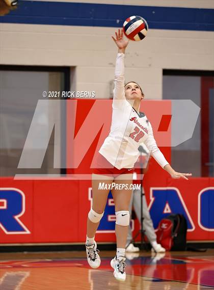 Thumbnail 2 in Oak Ridge vs Atascocita photogallery.