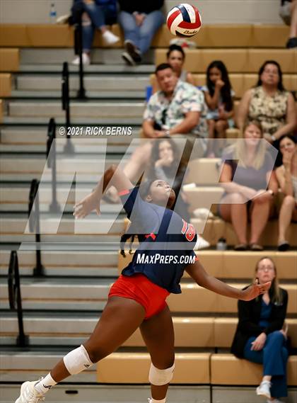 Thumbnail 3 in Oak Ridge vs Atascocita photogallery.