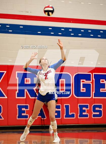 Thumbnail 3 in Oak Ridge vs Atascocita photogallery.