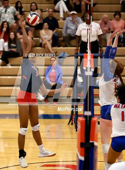 Thumbnail 3 in Oak Ridge vs Atascocita photogallery.