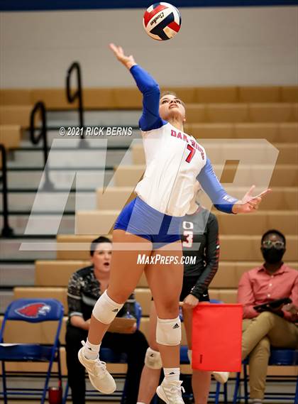 Thumbnail 3 in Oak Ridge vs Atascocita photogallery.