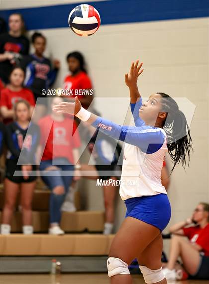 Thumbnail 3 in Oak Ridge vs Atascocita photogallery.