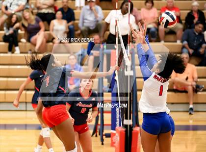 Thumbnail 2 in Oak Ridge vs Atascocita photogallery.