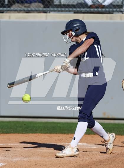 Thumbnail 2 in East Bernard vs. Lamar Consolidated photogallery.