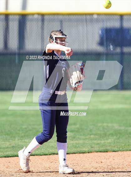 Thumbnail 1 in East Bernard vs. Lamar Consolidated photogallery.