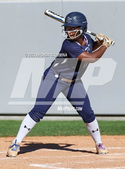 Thumbnail 2 in East Bernard vs. Lamar Consolidated photogallery.