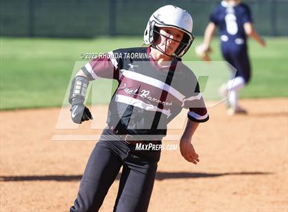 Thumbnail 1 in East Bernard vs. Lamar Consolidated photogallery.