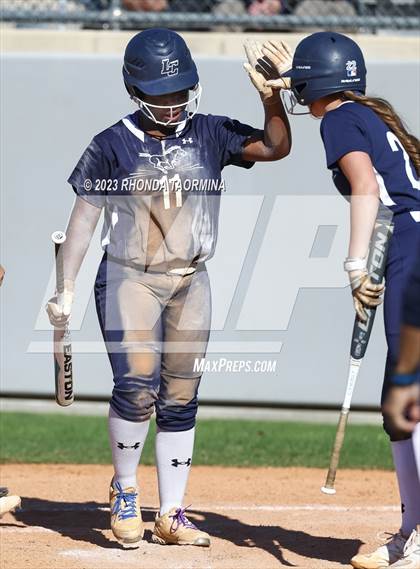 Thumbnail 3 in East Bernard vs. Lamar Consolidated photogallery.