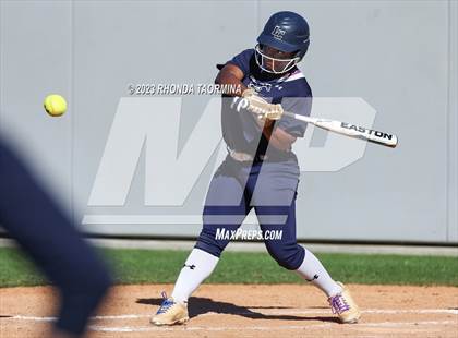 Thumbnail 2 in East Bernard vs. Lamar Consolidated photogallery.