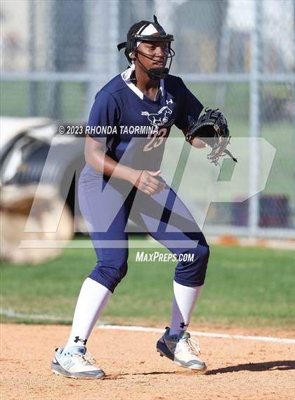 Thumbnail 1 in East Bernard vs. Lamar Consolidated photogallery.