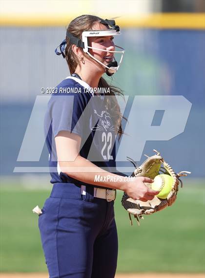 Thumbnail 1 in East Bernard vs. Lamar Consolidated photogallery.