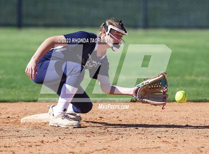 Thumbnail 3 in East Bernard vs. Lamar Consolidated photogallery.