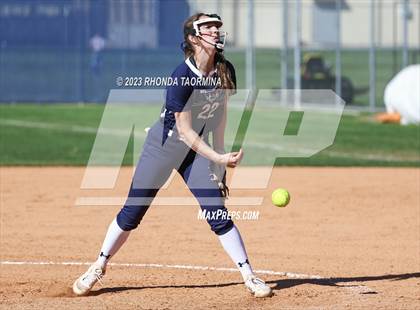 Thumbnail 1 in East Bernard vs. Lamar Consolidated photogallery.