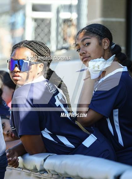 Thumbnail 1 in East Bernard vs. Lamar Consolidated photogallery.