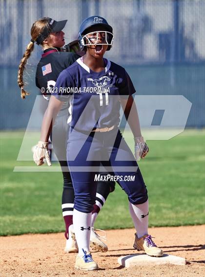 Thumbnail 2 in East Bernard vs. Lamar Consolidated photogallery.