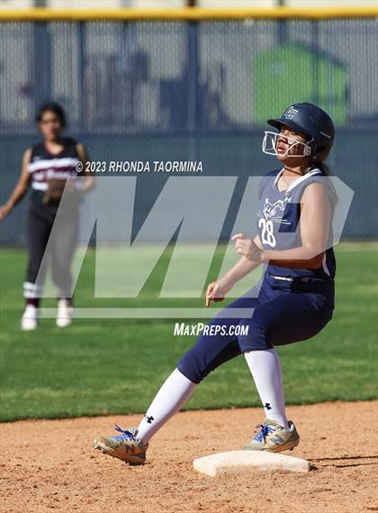 Thumbnail 1 in East Bernard vs. Lamar Consolidated photogallery.