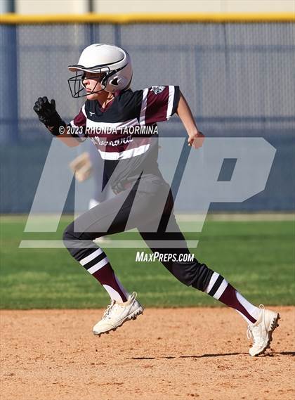 Thumbnail 3 in East Bernard vs. Lamar Consolidated photogallery.