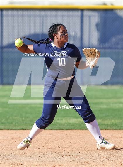 Thumbnail 3 in East Bernard vs. Lamar Consolidated photogallery.