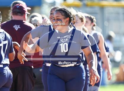 Thumbnail 1 in East Bernard vs. Lamar Consolidated photogallery.