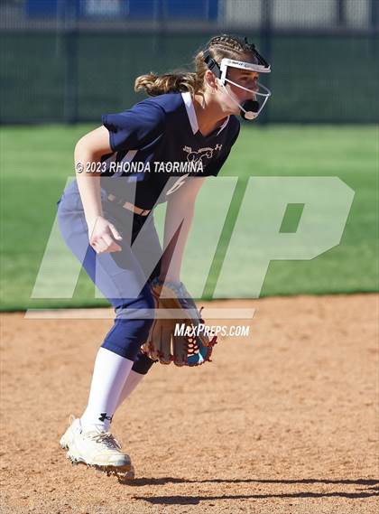 Thumbnail 1 in East Bernard vs. Lamar Consolidated photogallery.