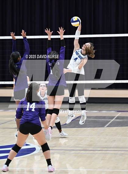 Thumbnail 2 in Desert Christian @ Vasquez photogallery.