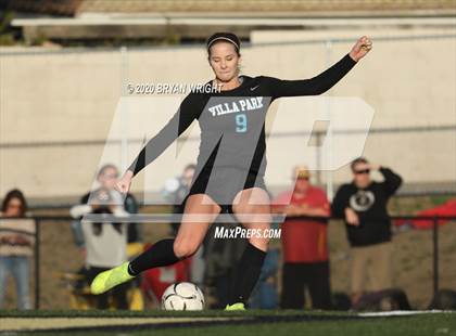 Thumbnail 3 in Santiago vs. Villa Park photogallery.