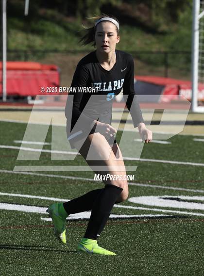 Thumbnail 1 in Santiago vs. Villa Park photogallery.