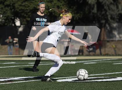 Thumbnail 2 in Santiago vs. Villa Park photogallery.