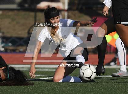 Thumbnail 3 in Santiago vs. Villa Park photogallery.