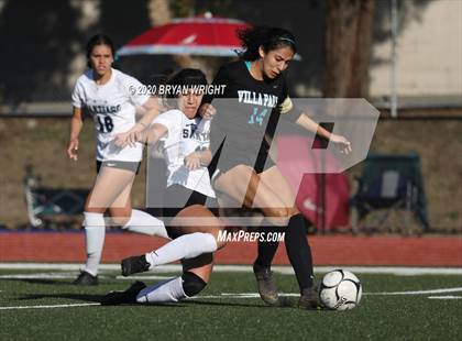 Thumbnail 2 in Santiago vs. Villa Park photogallery.