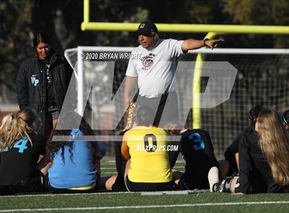 Thumbnail 3 in Santiago vs. Villa Park photogallery.