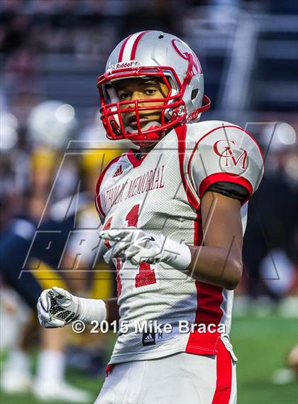Thumbnail 2 in Catholic Memorial @ Xaverian Brothers (MIAA Division 1 South Semifinal) photogallery.