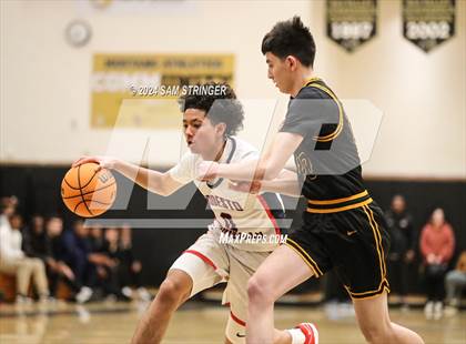Thumbnail 1 in Bishop O'Dowd vs. Modesto Christian  (Super Saturday Showcase) photogallery.