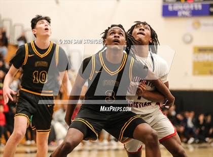 Thumbnail 1 in Bishop O'Dowd vs. Modesto Christian  (Super Saturday Showcase) photogallery.