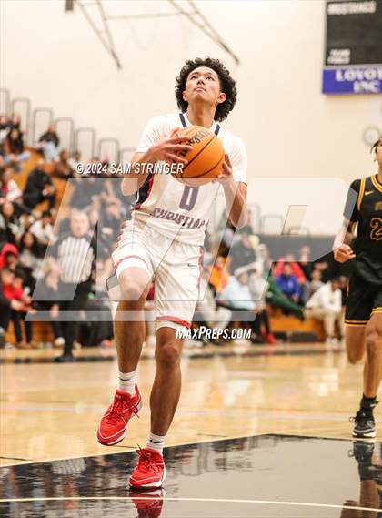 Thumbnail 1 in Bishop O'Dowd vs. Modesto Christian  (Super Saturday Showcase) photogallery.