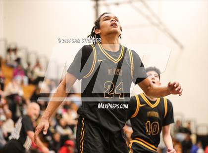 Thumbnail 2 in Bishop O'Dowd vs. Modesto Christian  (Super Saturday Showcase) photogallery.
