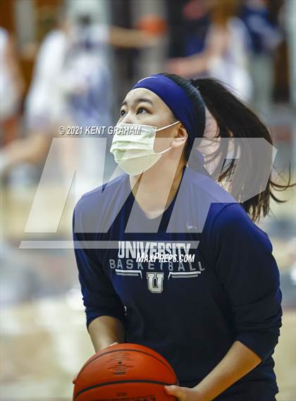 Thumbnail 2 in University vs South Putnam (IHSAA 2A Regional Final) photogallery.